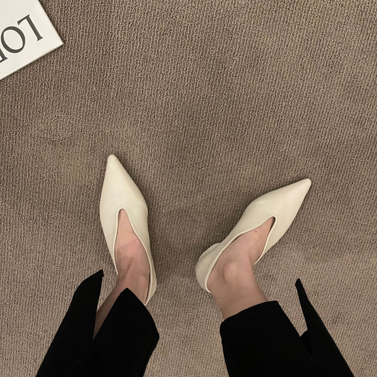 French Vintage Pointed-Toe Low Block Heels