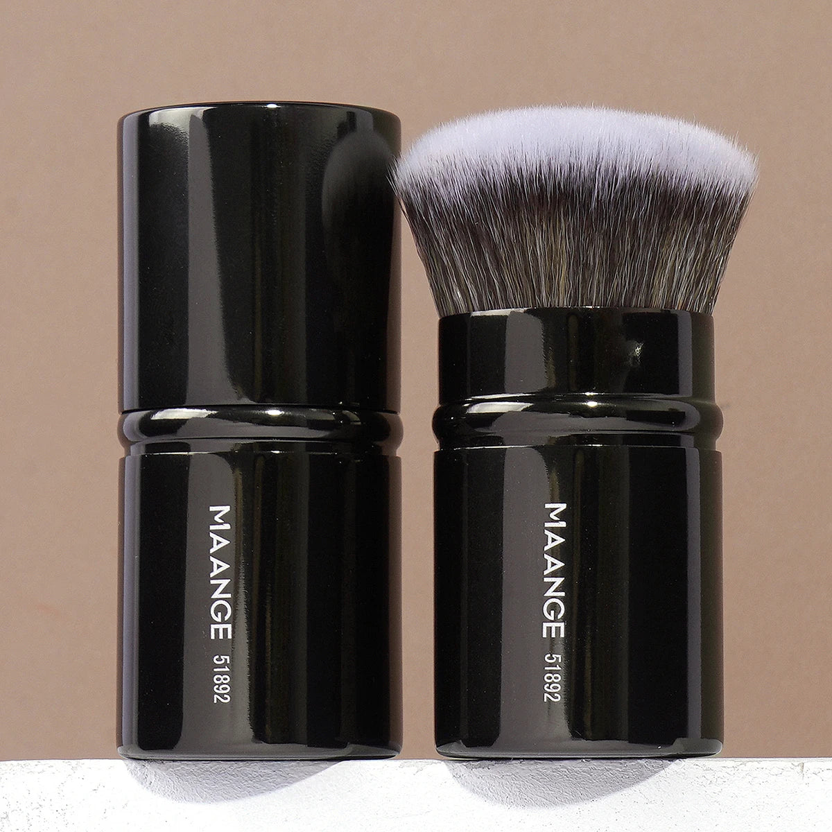 Portable Retractable Makeup Brush